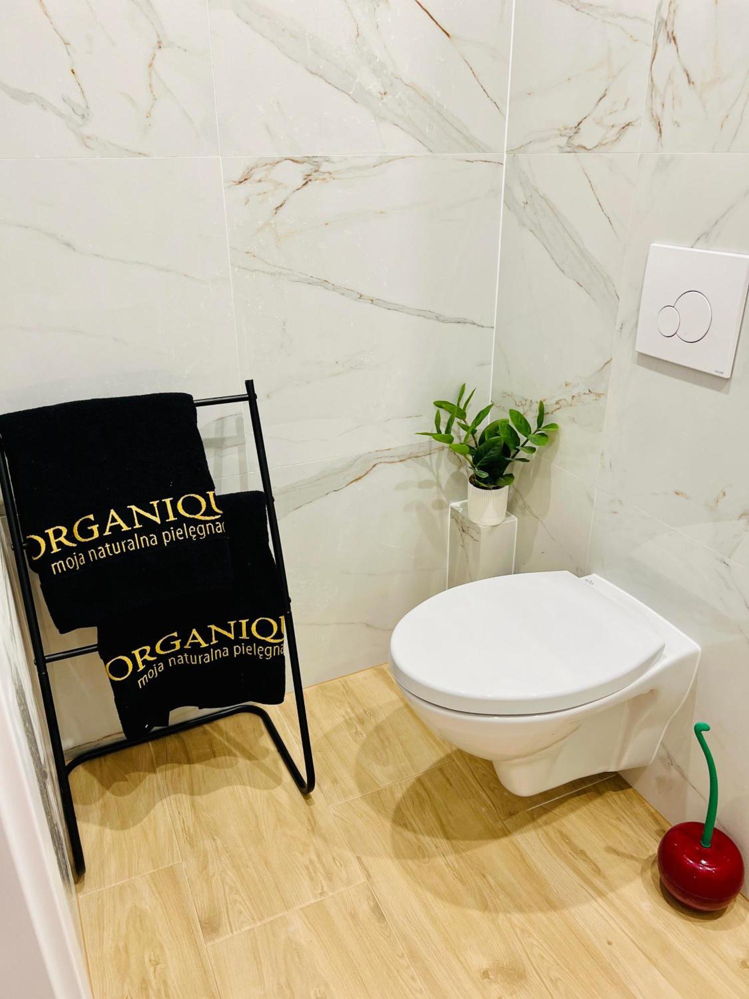Apartament Happy Place Family & Business Targi Кельце Екстер'єр фото