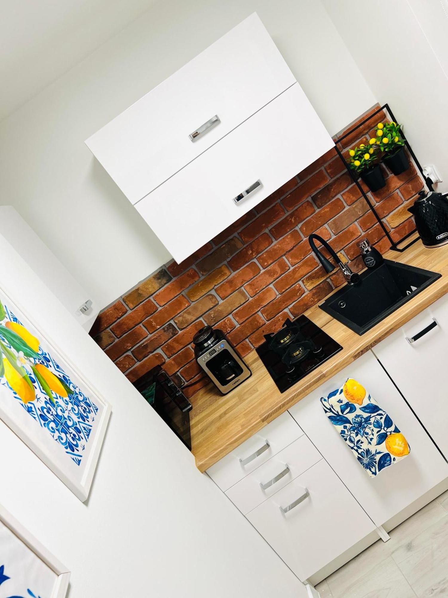 Apartament Happy Place Family & Business Targi Кельце Екстер'єр фото
